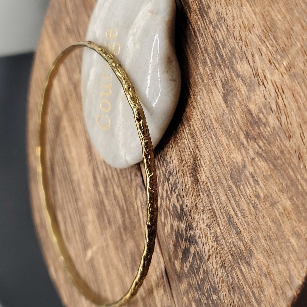 B2815 brushed‎ gold celtic bracelet stunning